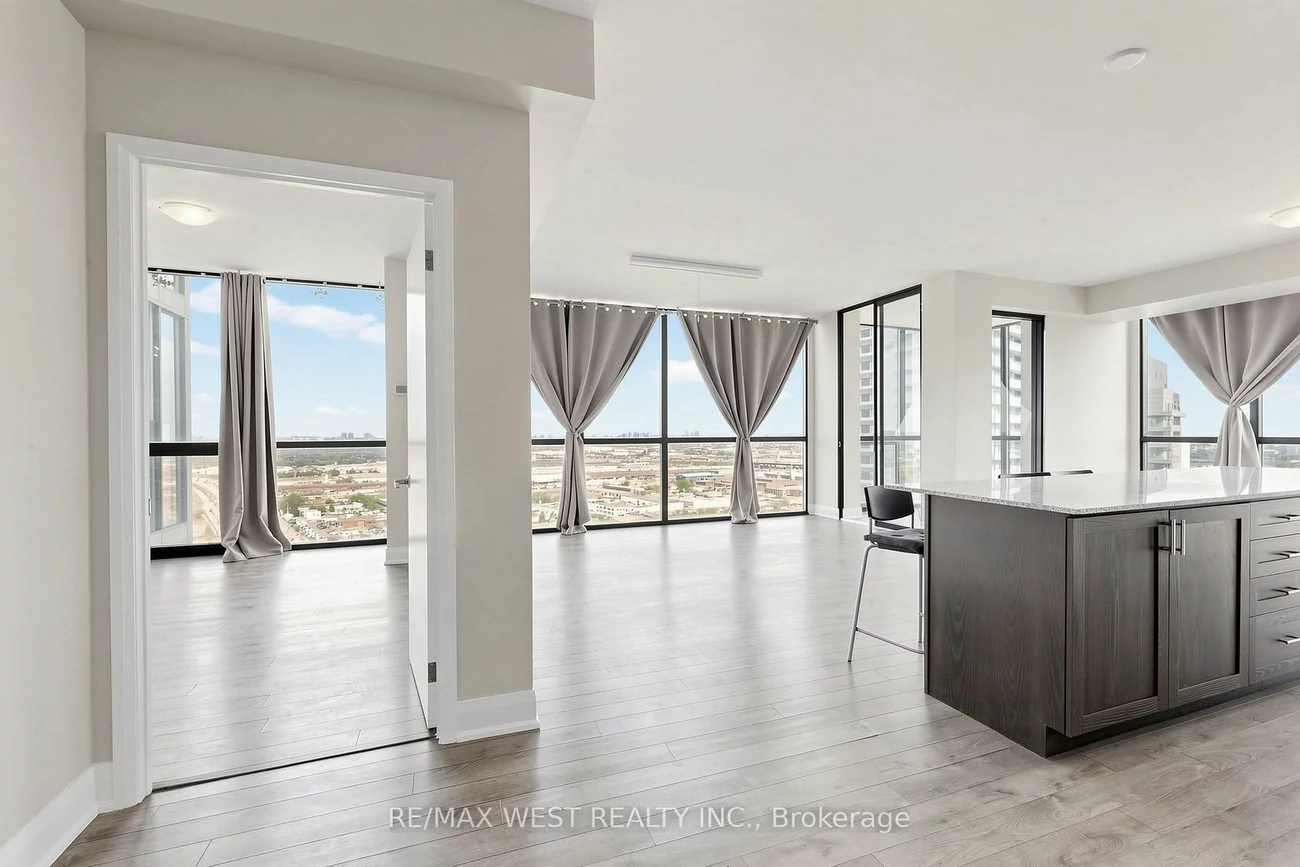 2900, Highway 7, Concord, Vaughan