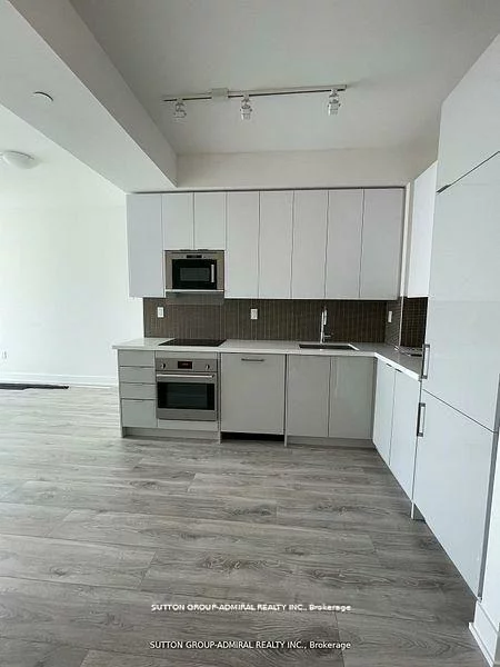 2908, Highway 7, Concord, Vaughan