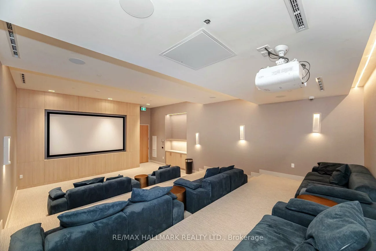 8960, Jane, Vellore Village, Vaughan
