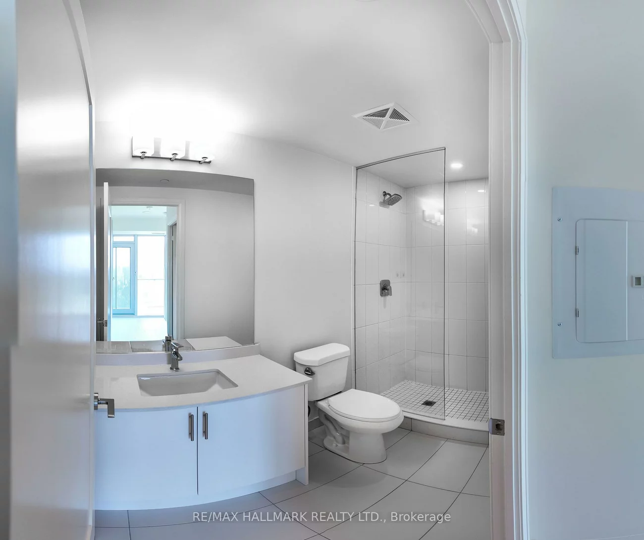 8960, Jane, Vellore Village, Vaughan