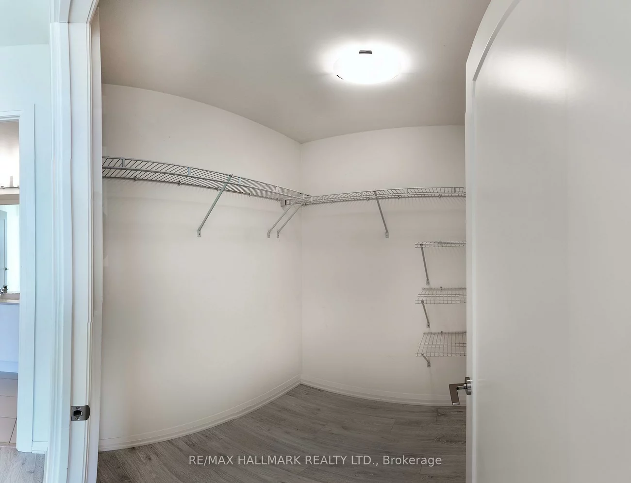8960, Jane, Vellore Village, Vaughan