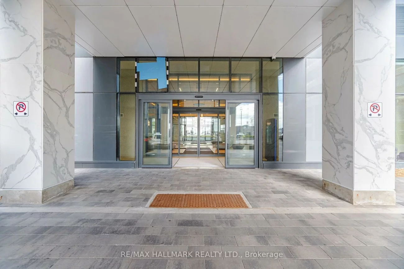 8960, Jane, Vellore Village, Vaughan