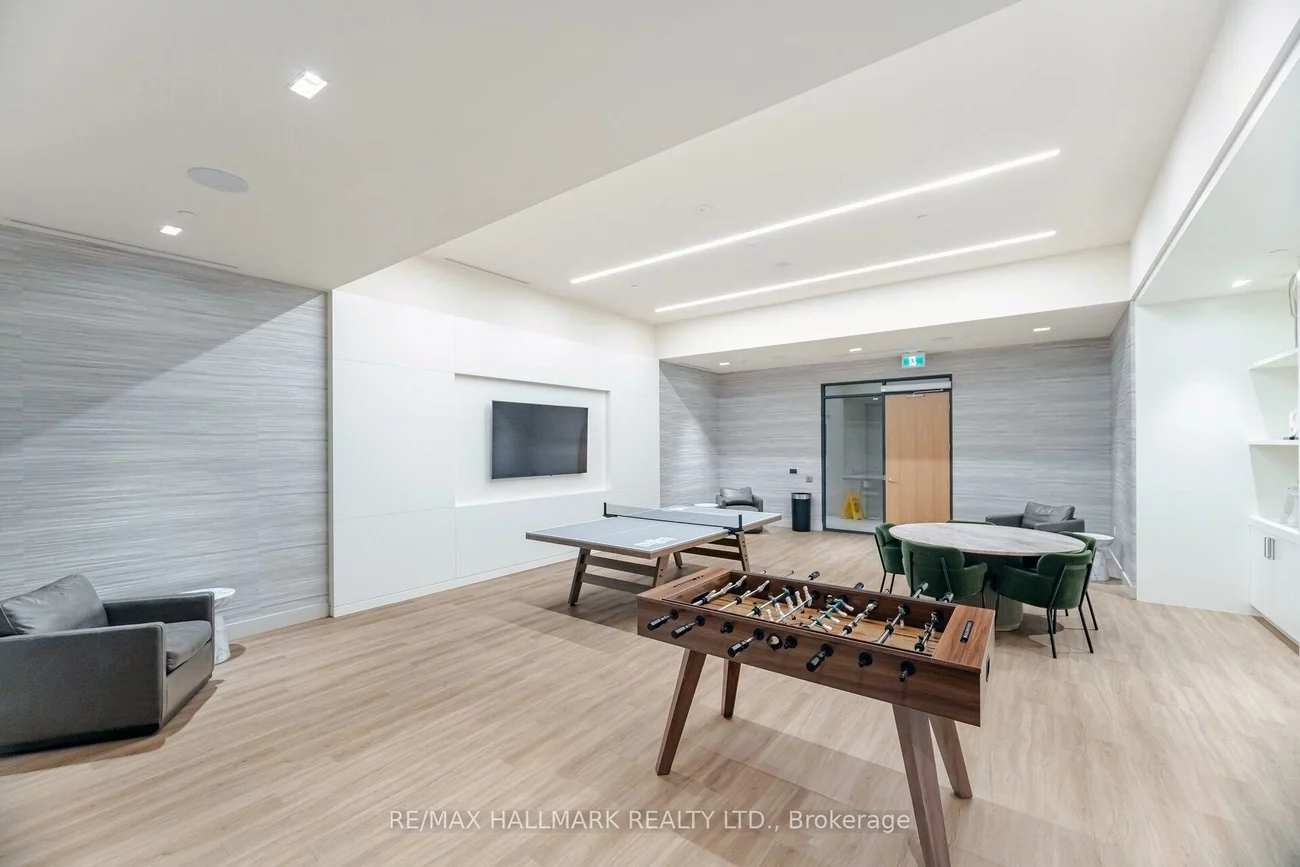 8960, Jane, Vellore Village, Vaughan