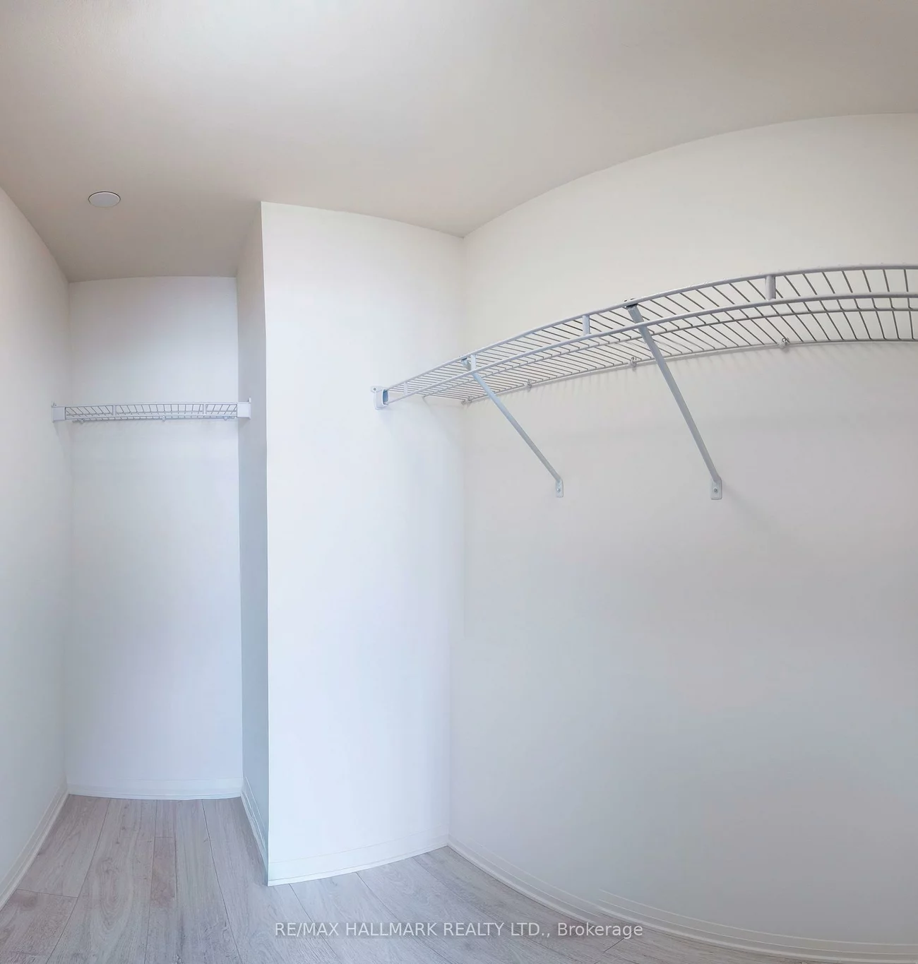 8960, Jane, Vellore Village, Vaughan