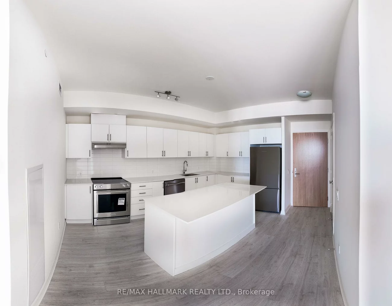 8960, Jane, Vellore Village, Vaughan