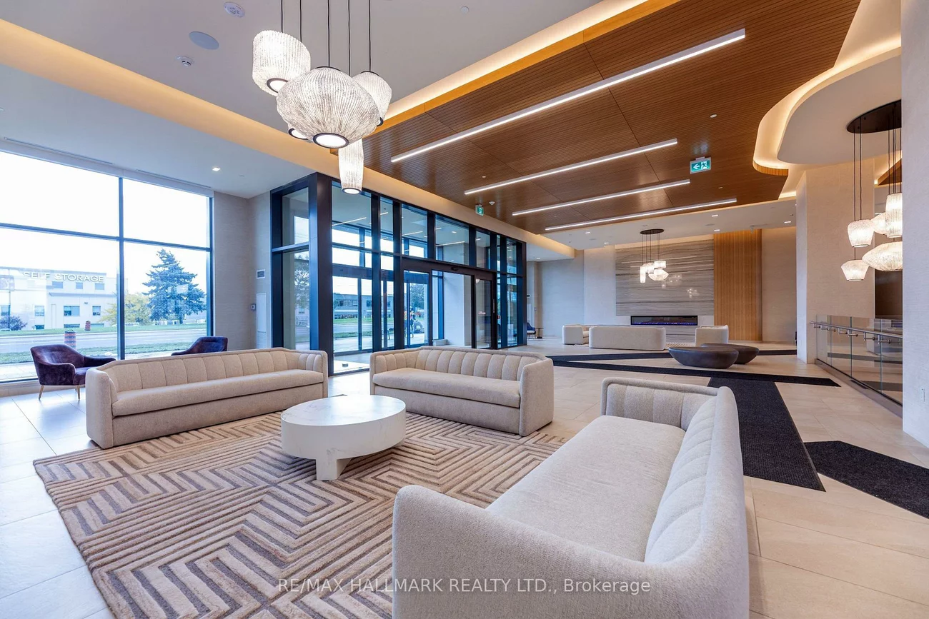 8960, Jane, Vellore Village, Vaughan