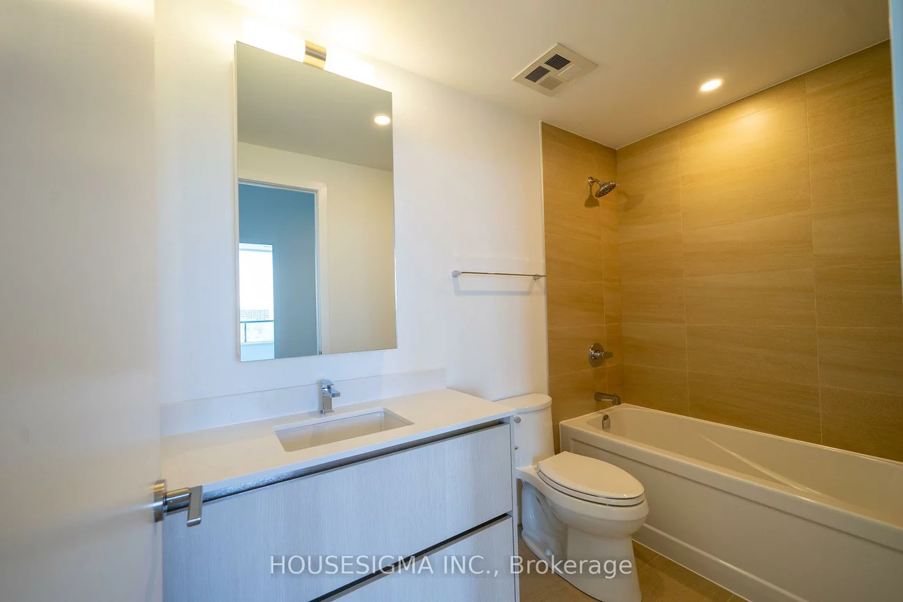 8188, Yonge, Uplands, Vaughan