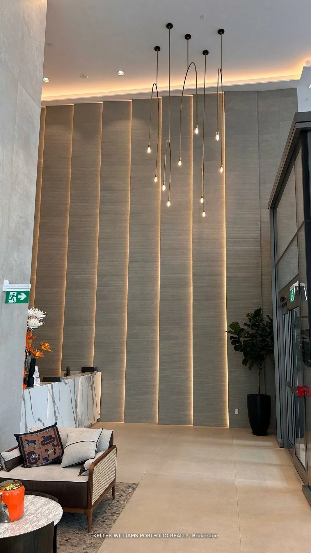 1000, Portage, Vaughan Corporate Centre, Vaughan