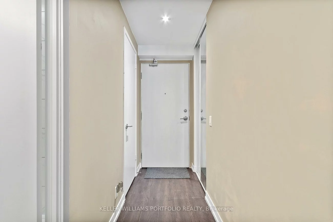 898, Portage, Vaughan Corporate Centre, Vaughan