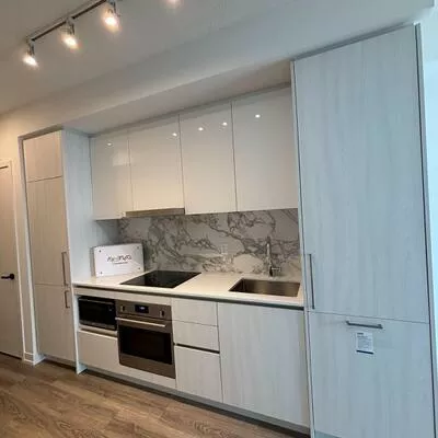 195, Commerce, Vaughan Corporate Centre, Vaughan