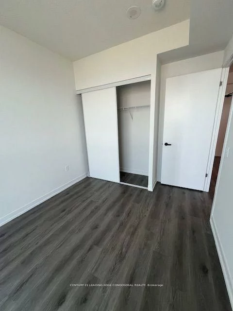 225, Commerce, Vaughan Corporate Centre, Vaughan