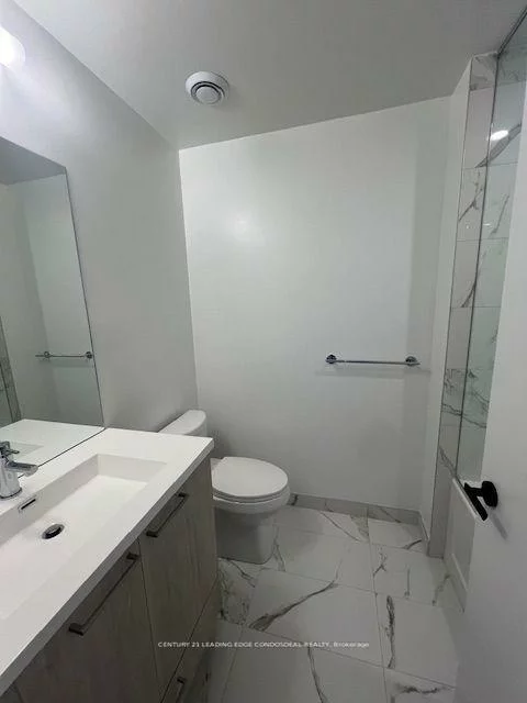 225, Commerce, Vaughan Corporate Centre, Vaughan