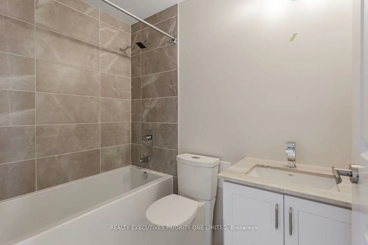 9075, Jane, Concord, Vaughan