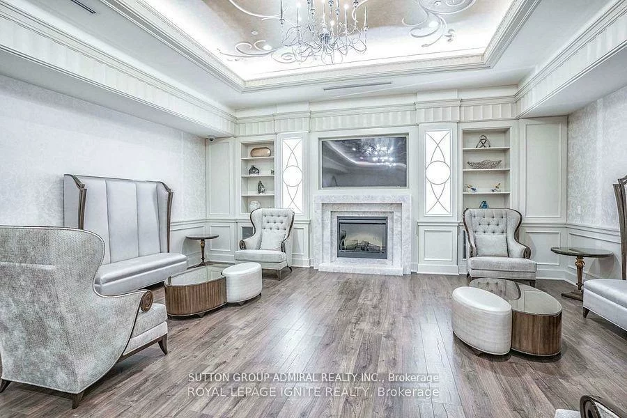 9075, Jane, Concord, Vaughan