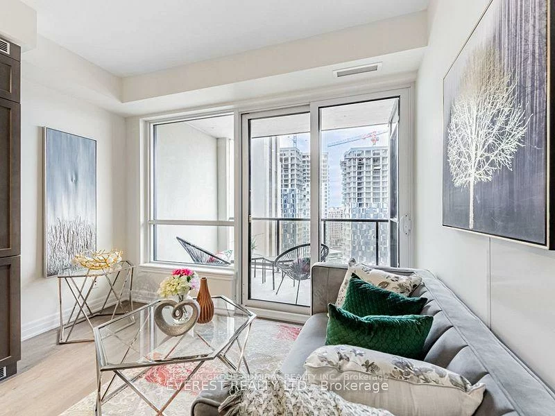 9075, Jane, Concord, Vaughan