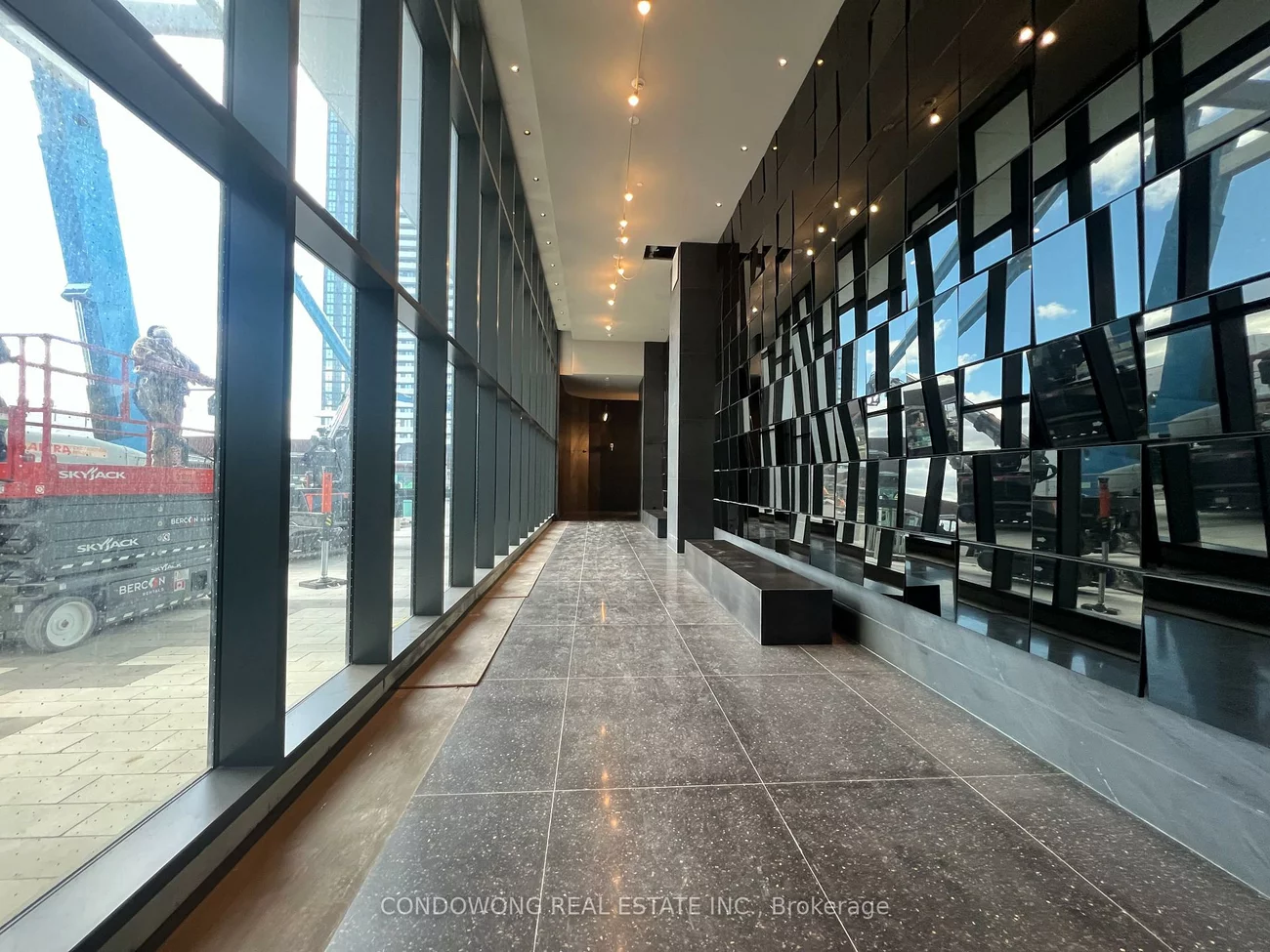 8, Interchange, Vaughan Corporate Centre, Vaughan