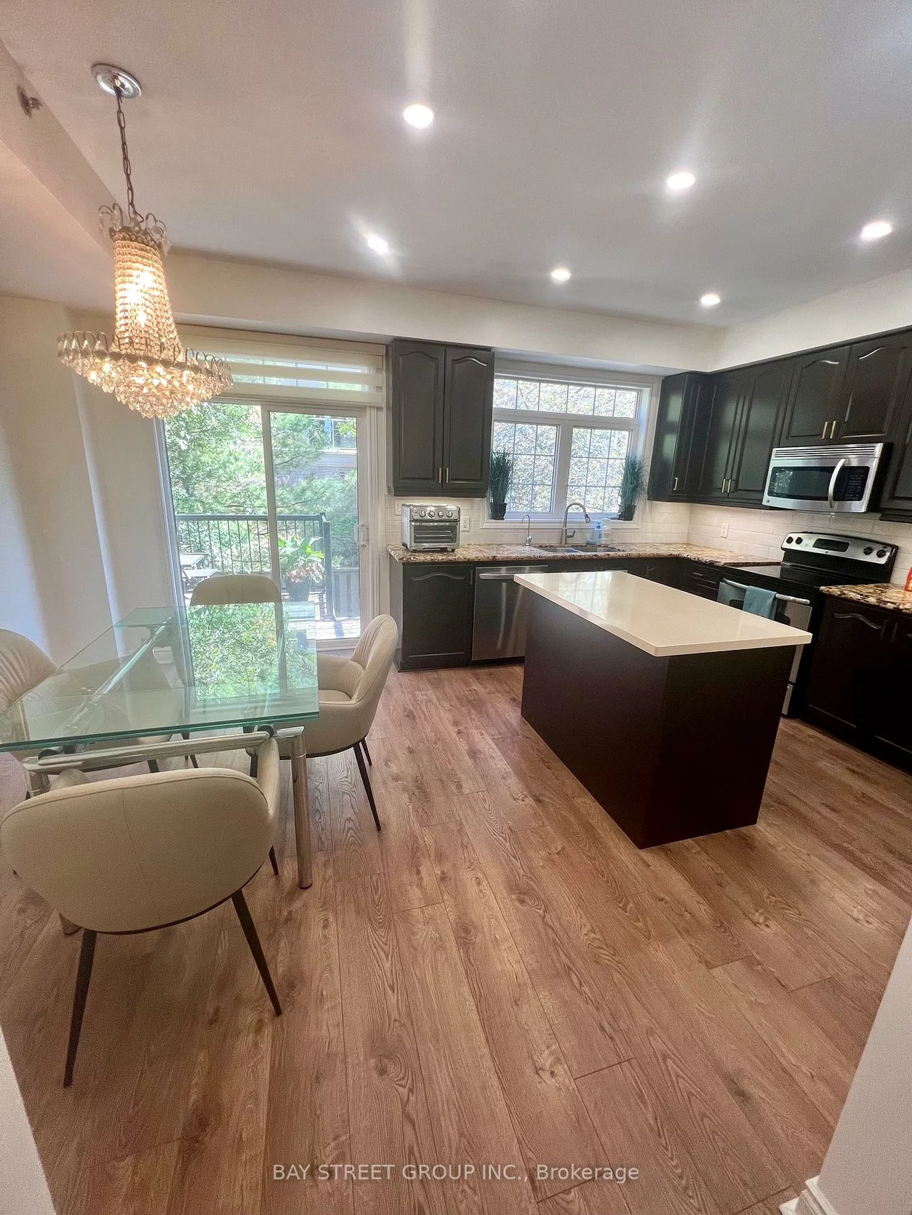 8, Brighton, Crestwood-Springfarm-Yorkhill, Vaughan