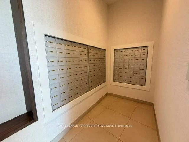 8188, Yonge, Uplands, Vaughan