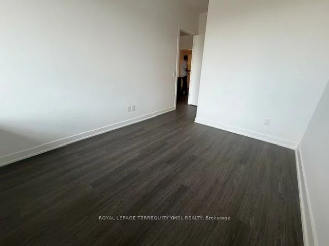 8188, Yonge, Uplands, Vaughan