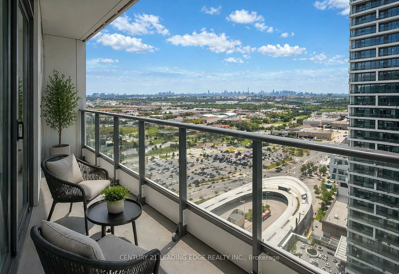 898, Portage, Vaughan Corporate Centre, Vaughan