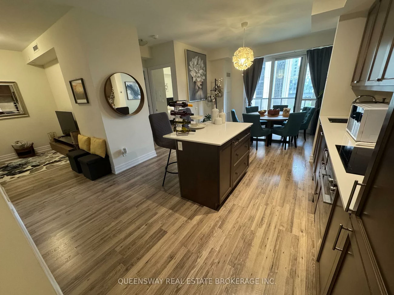 9075, Jane, Concord, Vaughan