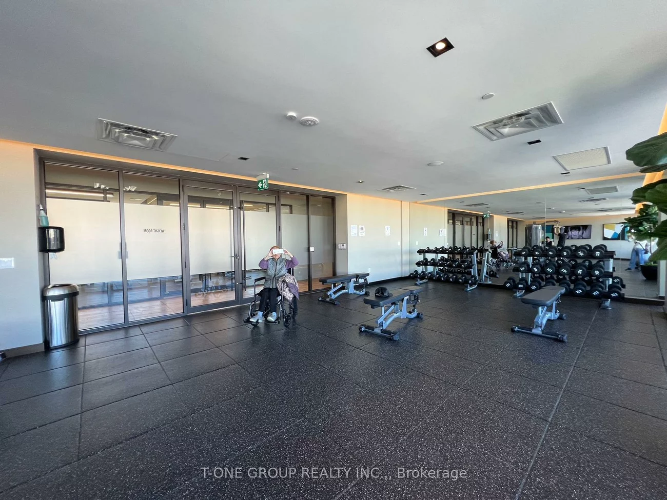 38, Honeycrisp, Vaughan Corporate Centre, Vaughan
