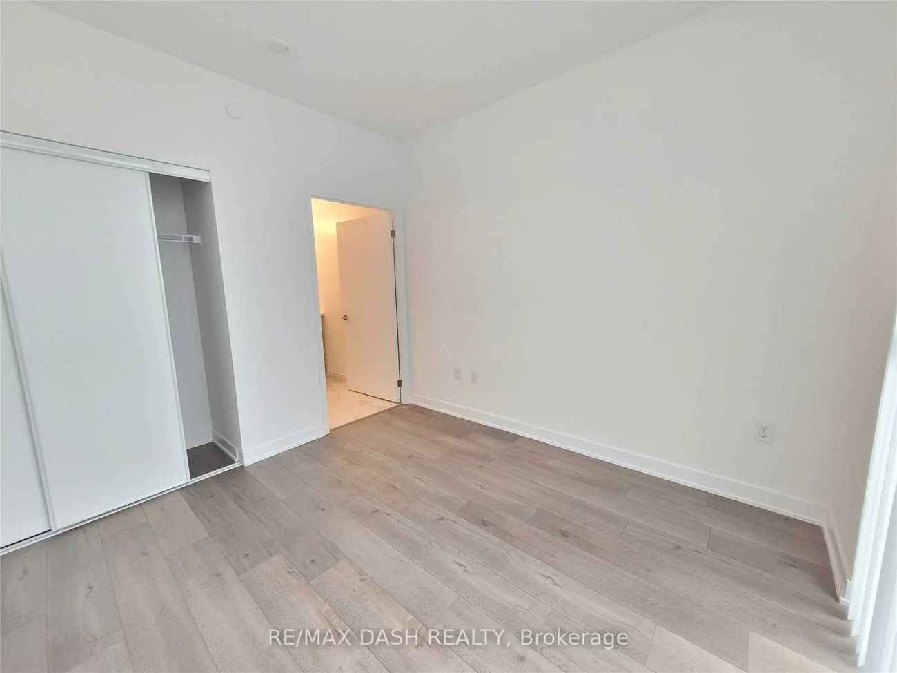 10, Honeycrisp, Vaughan Corporate Centre, Vaughan