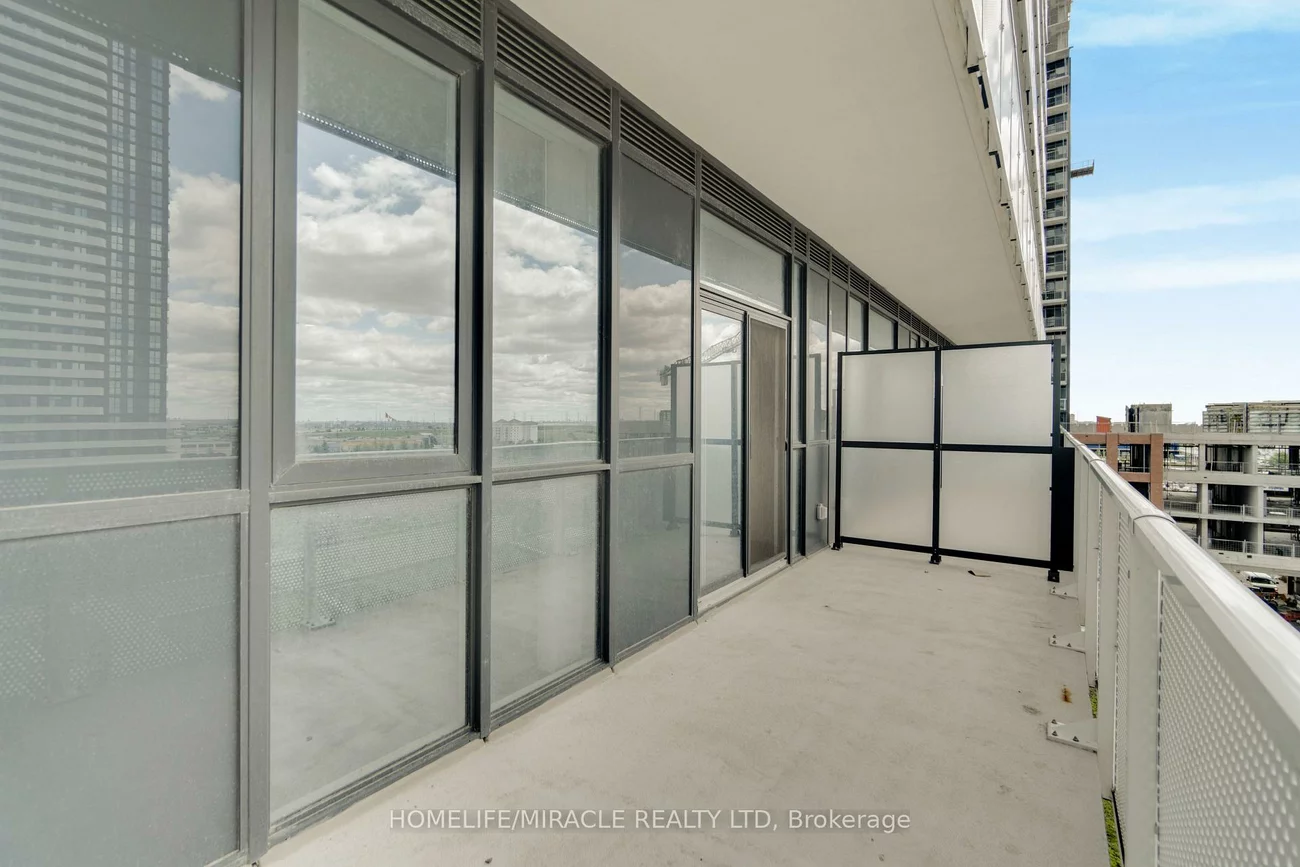 28, Interchange, Vaughan Corporate Centre, Vaughan