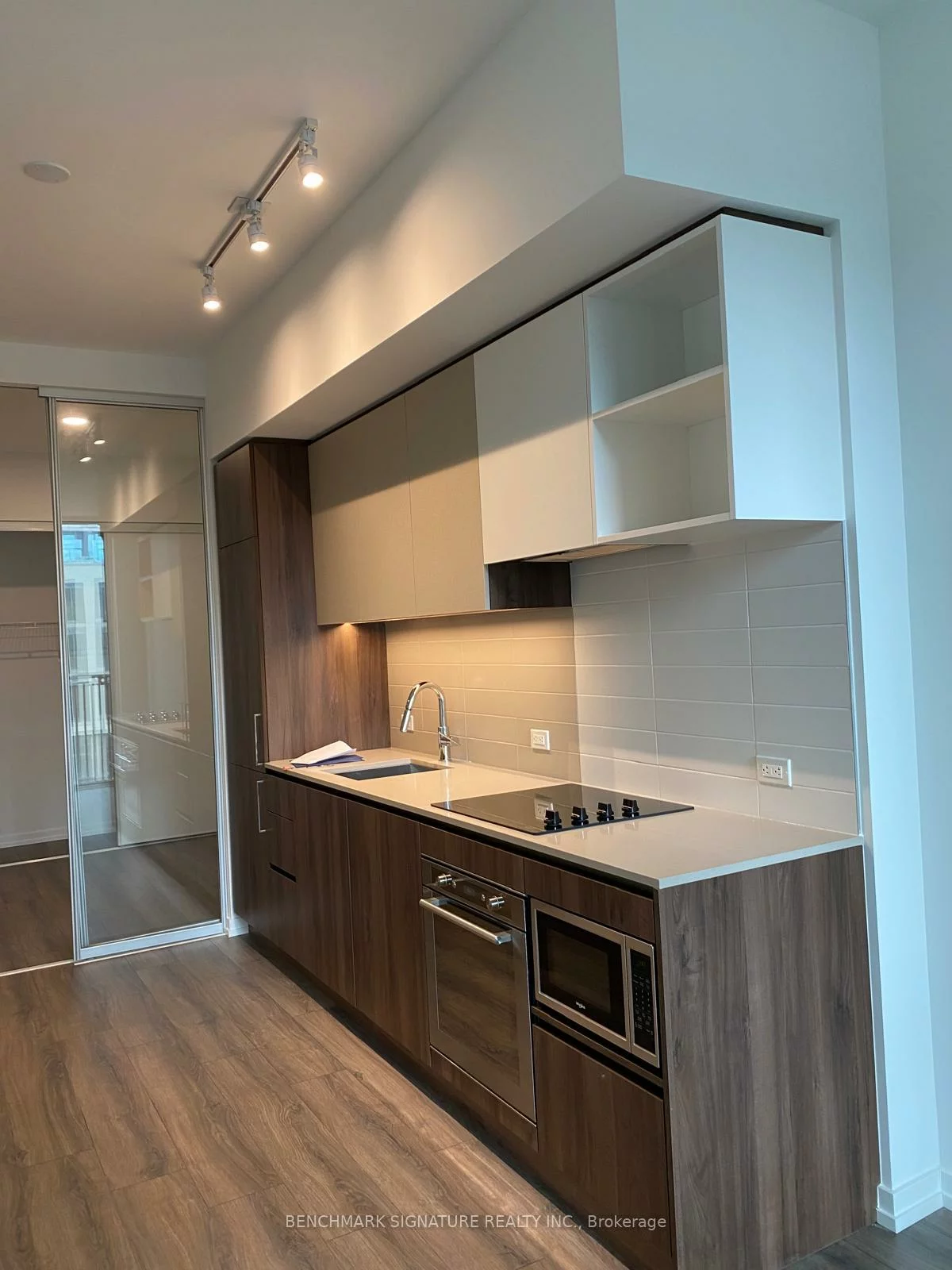 7890, Jane, Vaughan Corporate Centre, Vaughan