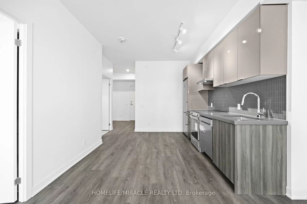 6, Flavelle, Steeles West Industrial, Vaughan