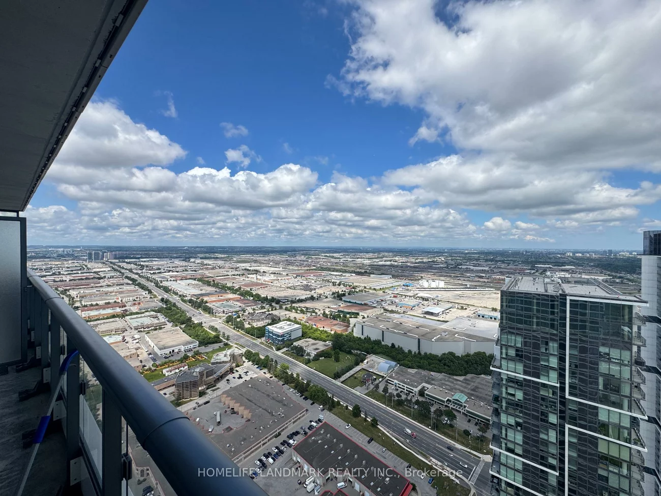 950, Portage, Vaughan Corporate Centre, Vaughan
