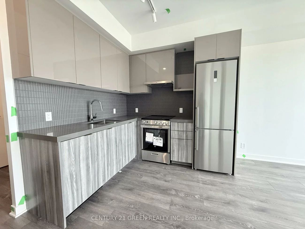 10, Flavelle, Steeles West Industrial, Vaughan