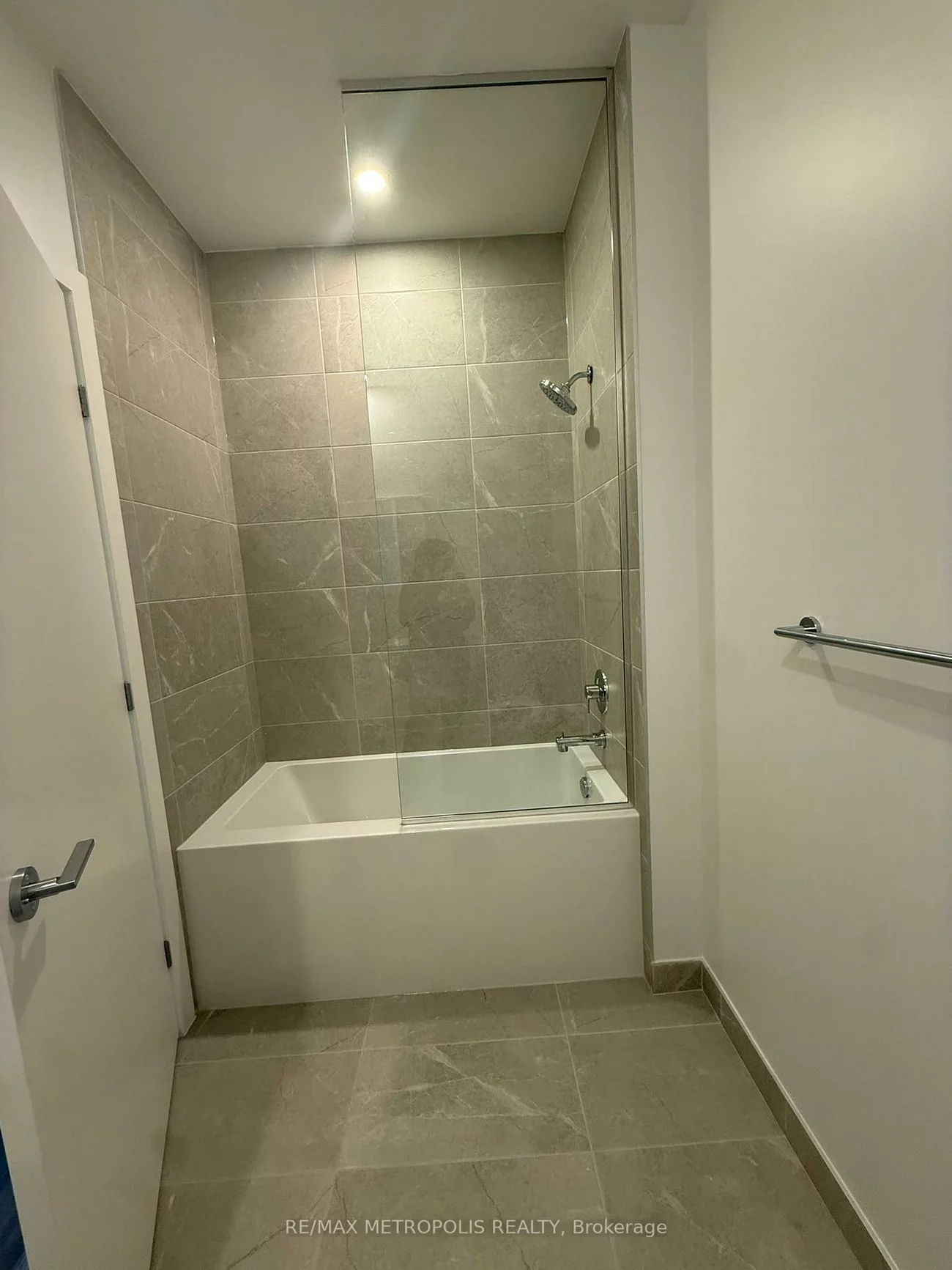 21, Meadowvale, Concord, Vaughan