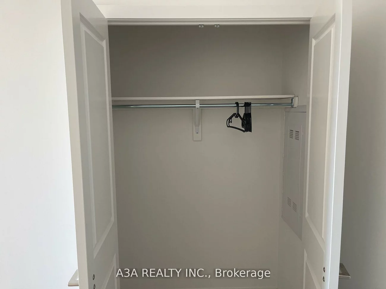 50, Upper Mall, Brownridge, Vaughan