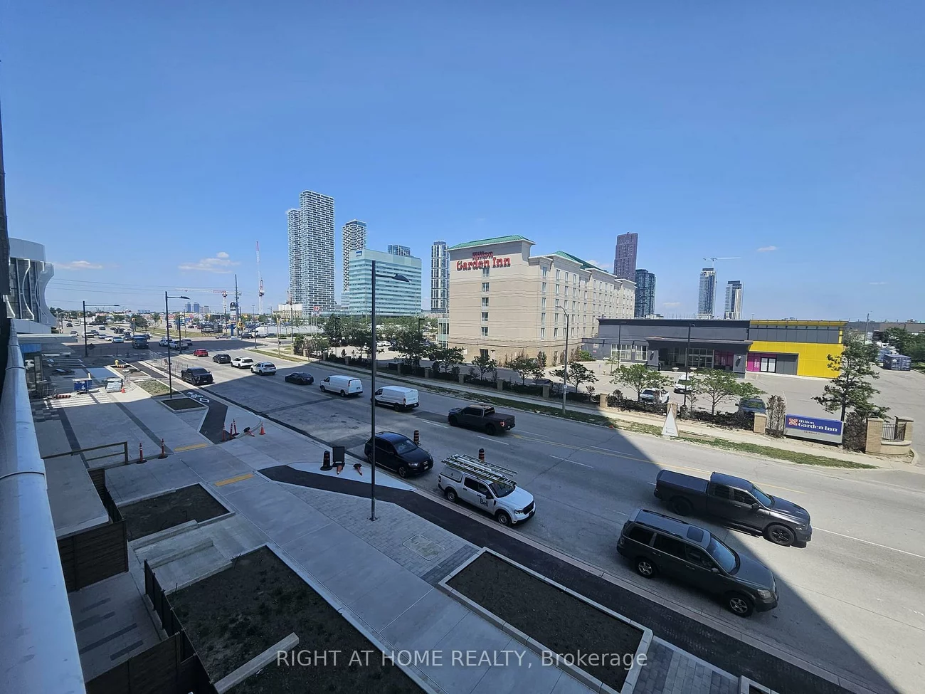 28, Interchange, Vaughan Corporate Centre, Vaughan