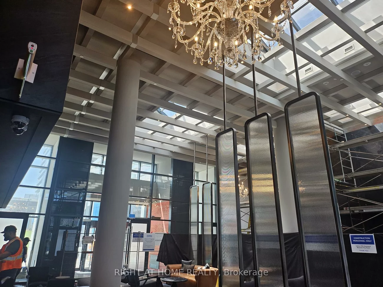28, Interchange, Vaughan Corporate Centre, Vaughan