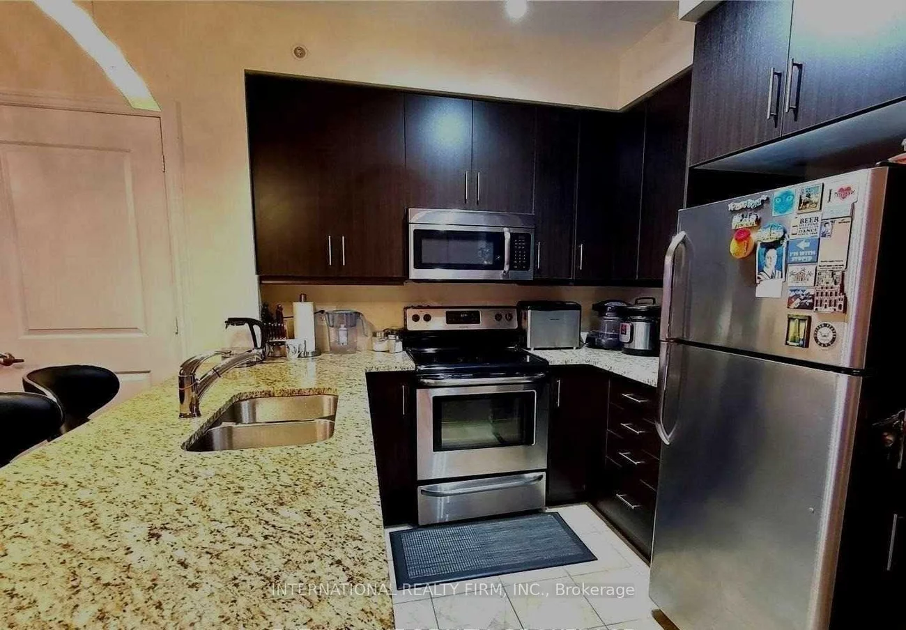 9255, Jane, Maple, Vaughan