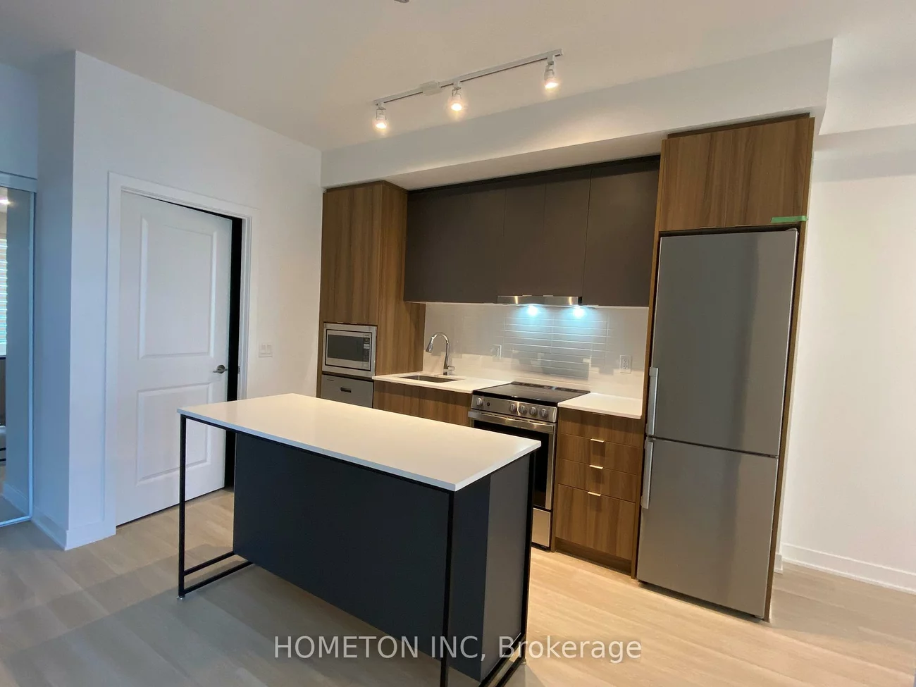 50, Upper Mall, Brownridge, Vaughan