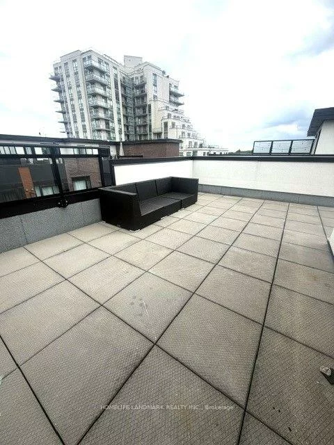 26, Coles, Vaughan Grove, Vaughan