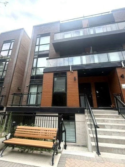 26, Coles, Vaughan Grove, Vaughan