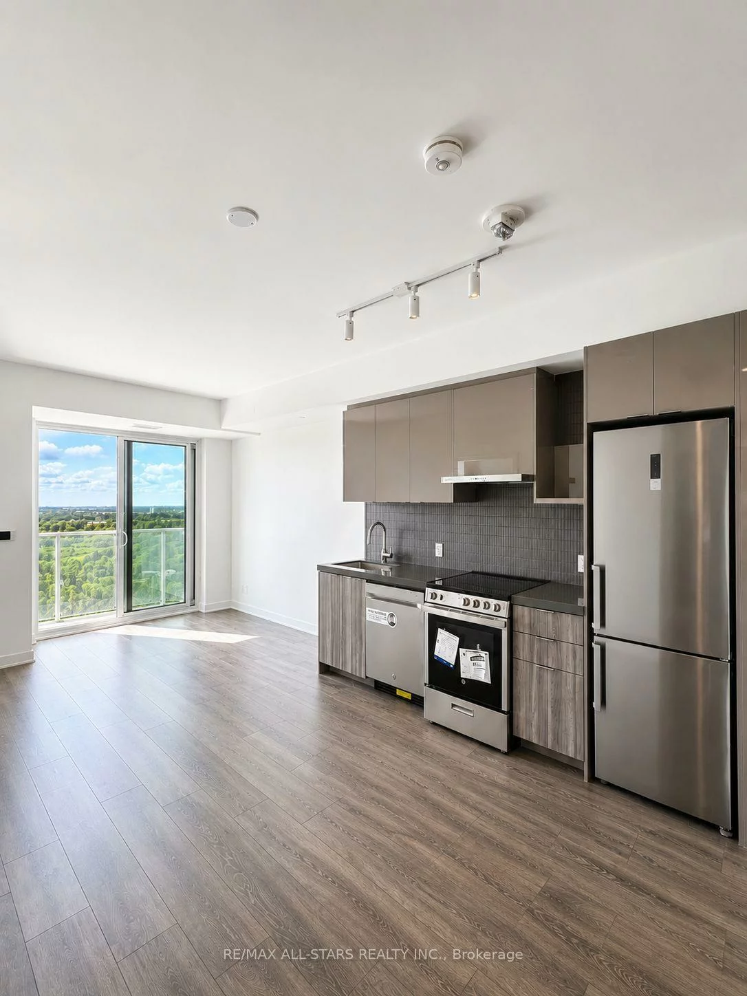 10, Flavelle, Steeles West Industrial, Vaughan