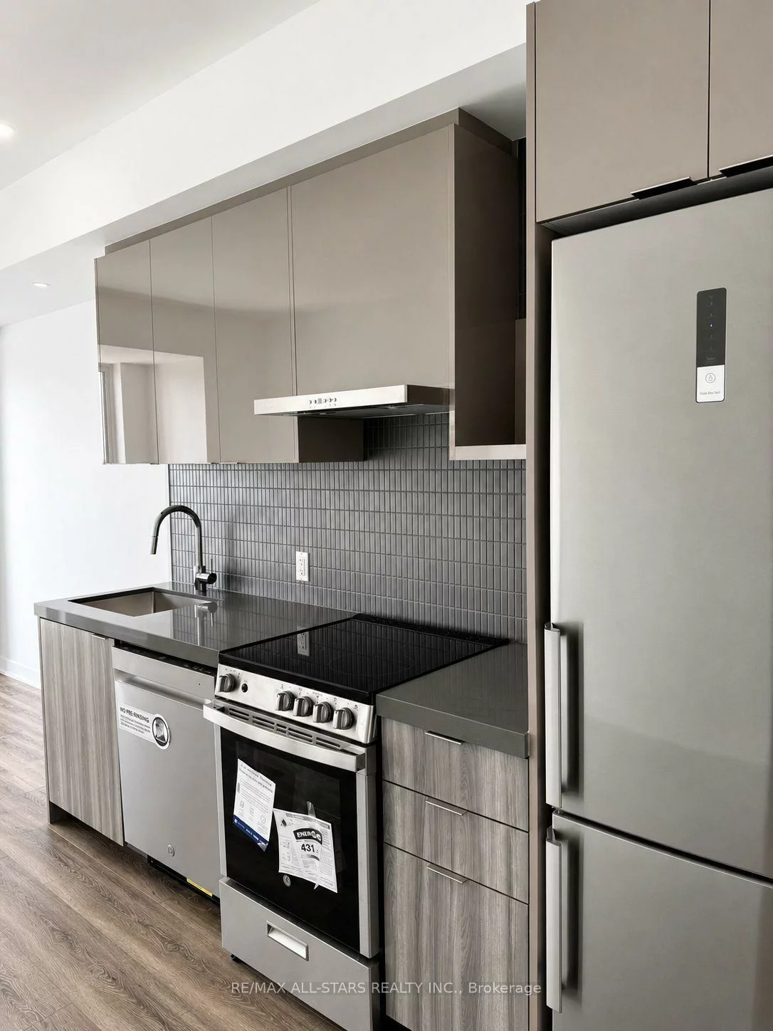 10, Flavelle, Steeles West Industrial, Vaughan