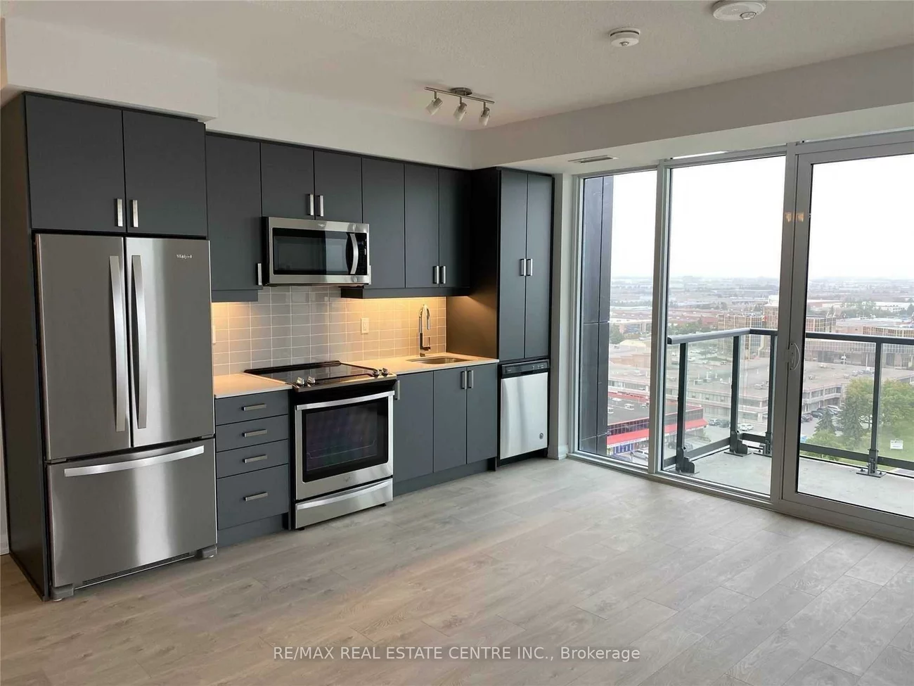 7895, Jane, Concord, Vaughan