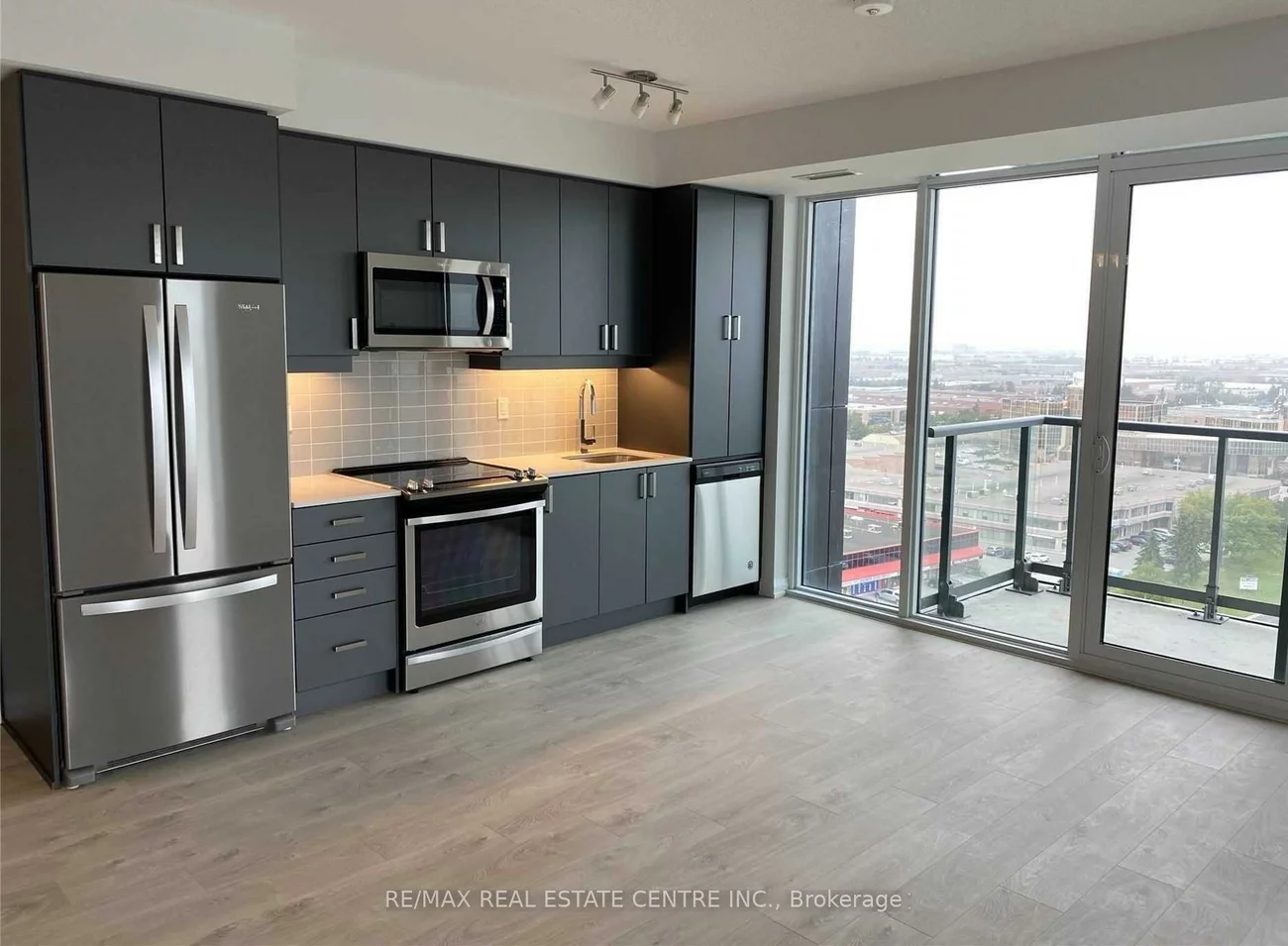 7895, Jane, Concord, Vaughan