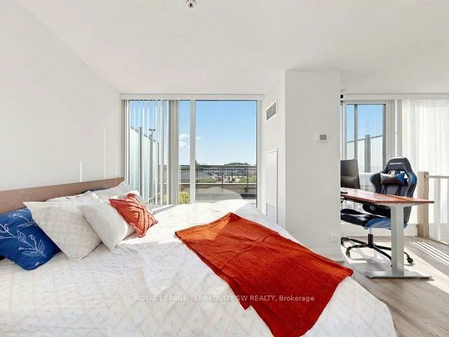 12, Woodstream, Vaughan Grove, Vaughan