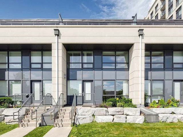 12, Woodstream, Vaughan Grove, Vaughan