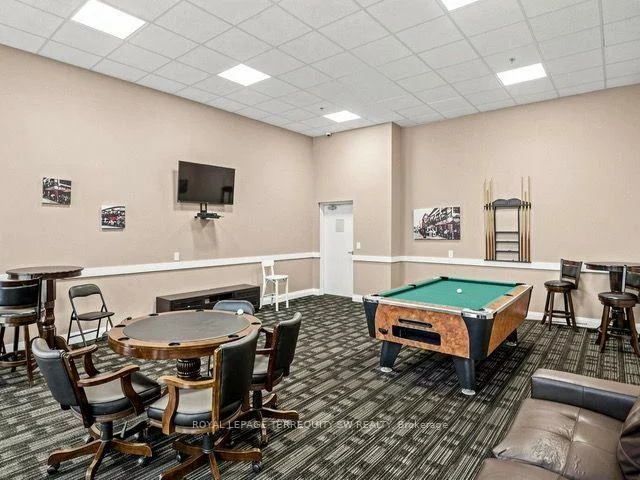 12, Woodstream, Vaughan Grove, Vaughan