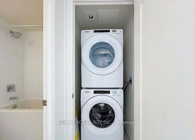 27, Korda, Vellore Village, Vaughan