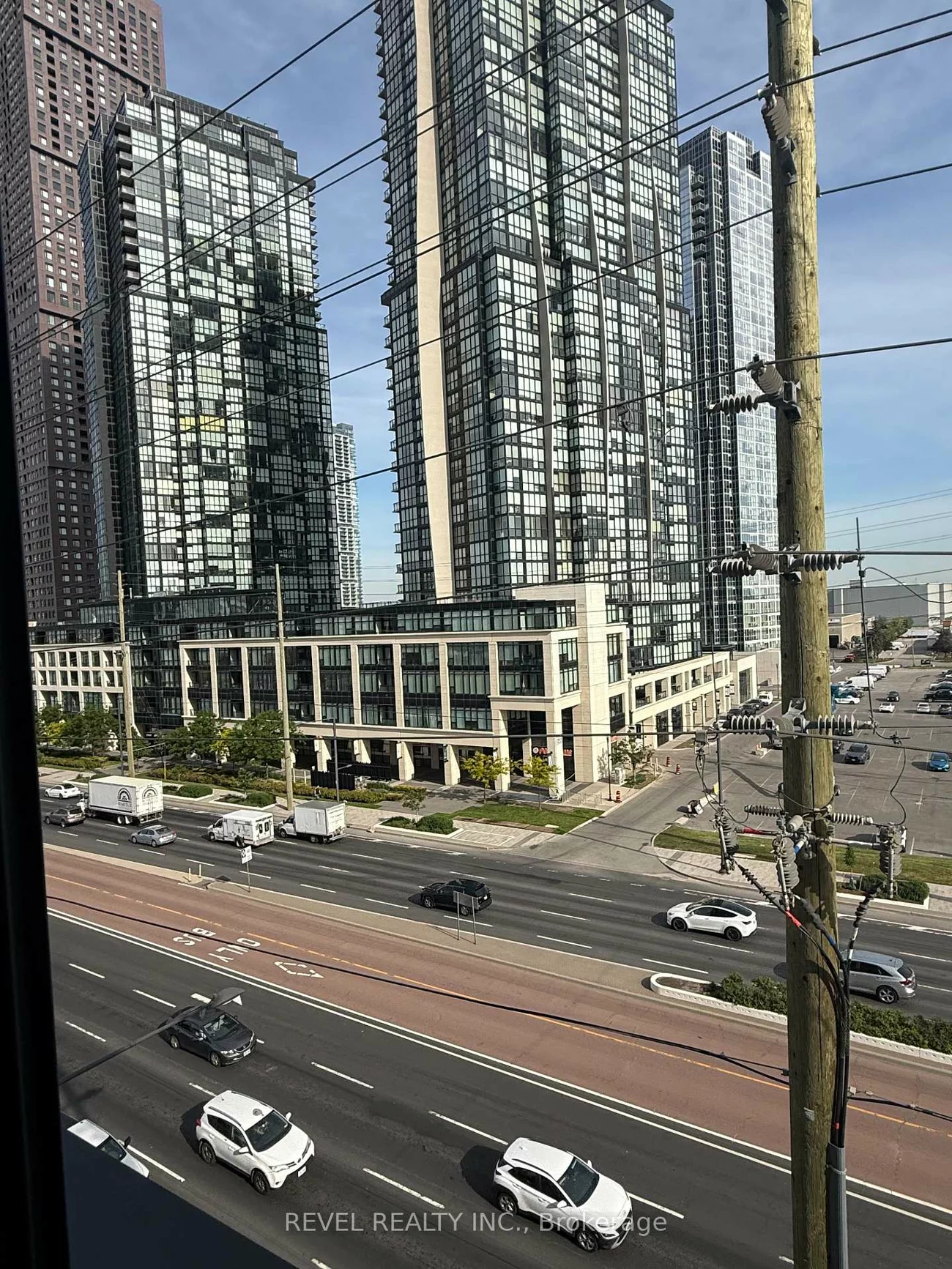 5, Meadowdale Rd, Vaughan Corporate Centre, Vaughan