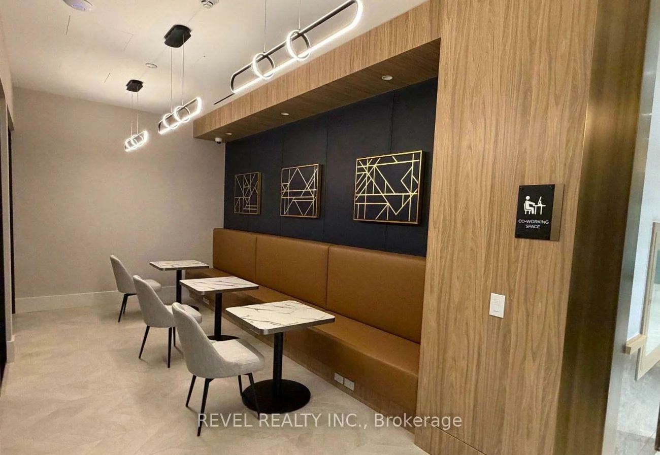 5, Meadowdale Rd, Vaughan Corporate Centre, Vaughan